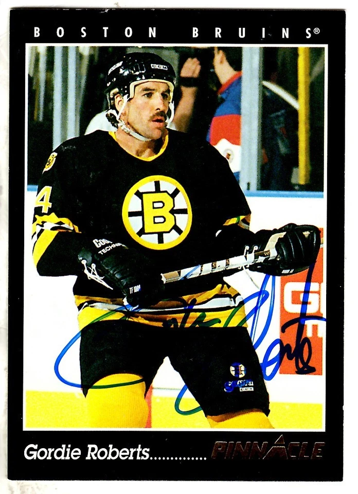 Signed  GORDIE ROBERTS Boston Bruins 1993-94 Pinnacle Card #319  - COA - Image 1 of 1