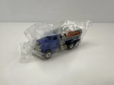 Vintage 1979 Hot Wheels Railroad Peterbilt Fuel Tanker Truck Blue HTF - Image 1 of 4