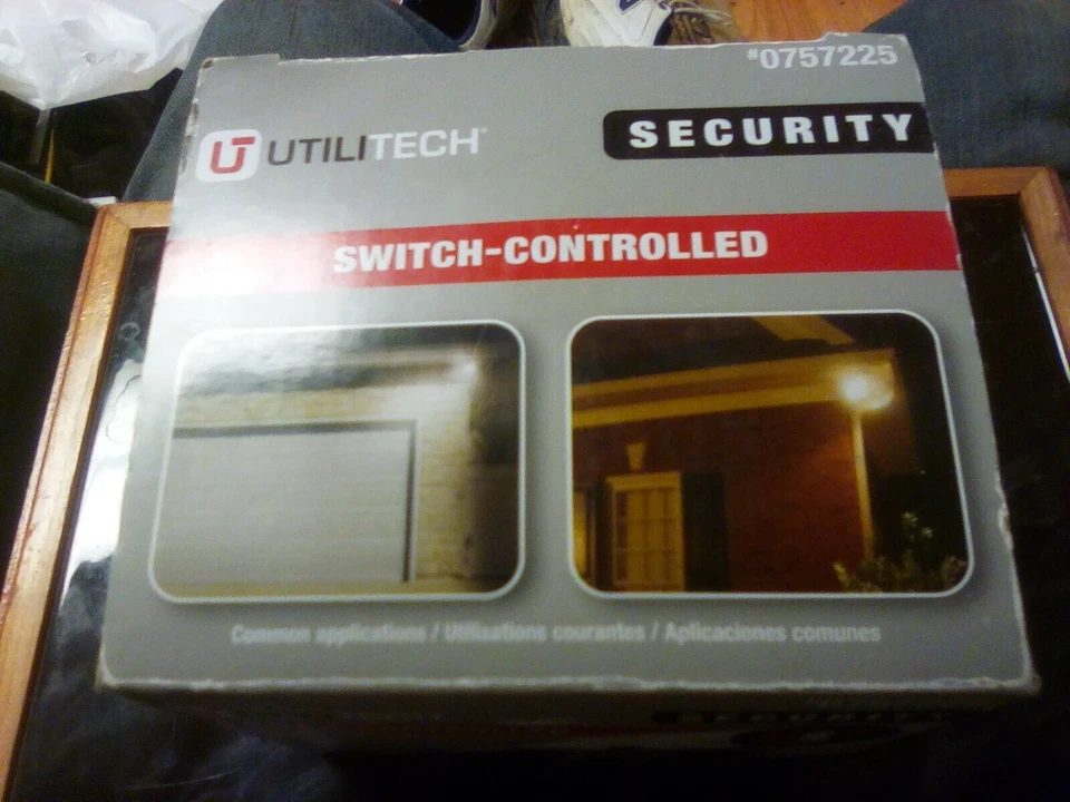 Utilitech Switch Controlled Security Floodlight - Image 1 of 4