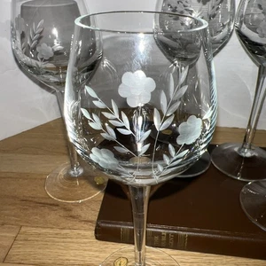 Vintage New Old Stock Set 6 Crystal Floral Etched Wine Glasses Romania MCM 60s - Picture 1 of 9