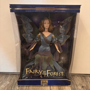 Mattel 25639 Fairy Of The Forest Enchanted World Of Fairies Barbie - Kartonschaden - Bild 1 von 7