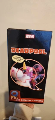 Figura Q-Fig Unicornio Marvel Deadpool X Foto 1 de 3