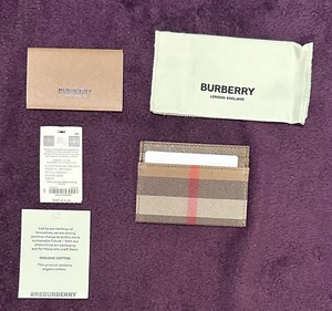 Burberry Canvas Printed Credit Card ID Holder - Picture 1 of 2