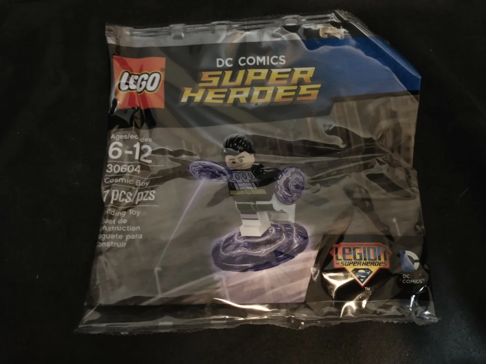 LEGO Cosmic Boy minifigure Set #30604 - 7 Pieces (DC Comics Super Heroes) NEW - Image 1 of 1