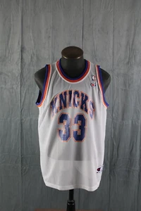 Maglia New York Knicks (VTG) - Partrick Ewing 33 di Champion - Taglia 48 - Foto 1 di 11