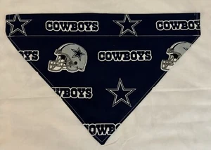 NFL Dallas Cowboy Dog/Cat Bandana Fits Over Collar Size X-LG 17”W x 11”L - Picture 1 of 4