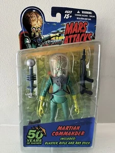 MARTE ATTACCHI MARTIAN COMMANDER 50 ANNI DI CAOS 2012 MEZCO TOYZ TOPPS RARO NUOVO CON SCATOLA - Foto 1 di 5