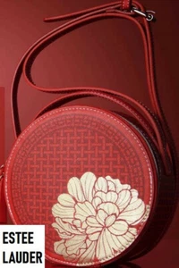 NEW ESTEE LAUDER 100% POLYURETHANE RED ROUND TRAVEL / COSMETIC BAG / PURSE - Picture 1 of 1