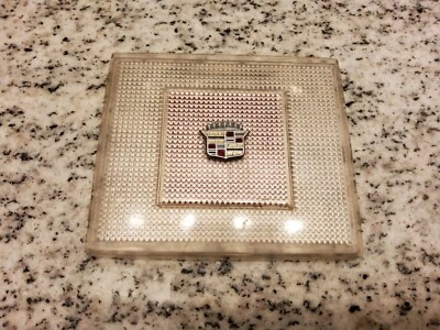 Lente de luz de cortesía para puerta Cadillac Fleetwood Deville Brougham 1977-1992 OEM 1 Foto 1 de 4