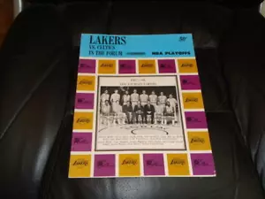 1967 1968 NBA FINALS PROGRAM BOSTON CELTICS AT LA LAKERS EX-MINT - Picture 1 of 3