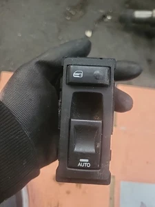 CHRYSLER 300C FENSTERHEBERSCHALTER BEIFAHRERSEITE 04602742AA IN SCHWARZ 2013  - Bild 1 von 3