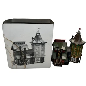 Dept 56 North Pole Village Elfin Forge And Assembly Shop #56384 - Picture 1 of 6
