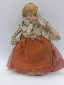 Muñeca campesina de hilo antigua Unión Soviética 4" mujer cara rota - Imagen 1 de 9