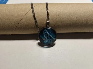 Halskette mit Anhänger Amulett / WOLF - Bild 1 von 4