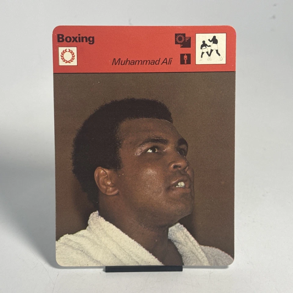 1977 FOTO DE CARTÃO DE BOXE SPORTSCASTER MUHAMMAD ALI O MAIOR RARO HTF ITÁLIA - Imagem 1 de 4