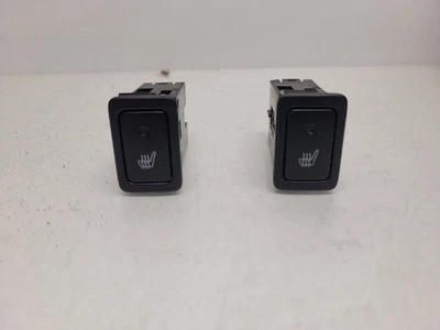 Suzuki SX9 2009 interruptores de asiento térmico para conductores y pasajeros - montado en consola Foto 1 de 4