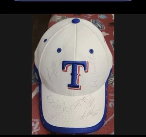 SIGNIERTE TEXAS RANGERS CAP / 2006 C.J. Wisdom, Otsuka, Showalters & Littleton - Bild 1 von 6