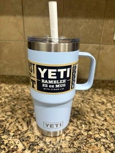 Tazza YETI Rambler 25 oz con coperchio in paglia, colore: Big Sky Blue (nuova di zecca) - Foto 1 di 9