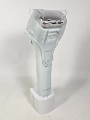 Panasonic Close Curves Electric Shaver Cordless 3-BladePop-Up Trimmer ES-WL60 - Image 1 of 4