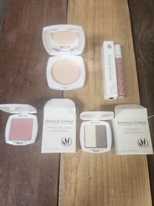 Serious Skincare Colour Set Pearl Pink Iluminating Botticelli Eye Pink Blush - Picture 1 of 4