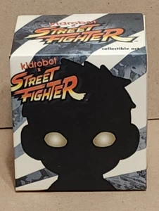 Street Fighter Kidrobot Gold Ryu NYCC 2013 Exclusive New Capcom Sealed Box - Picture 1 of 3