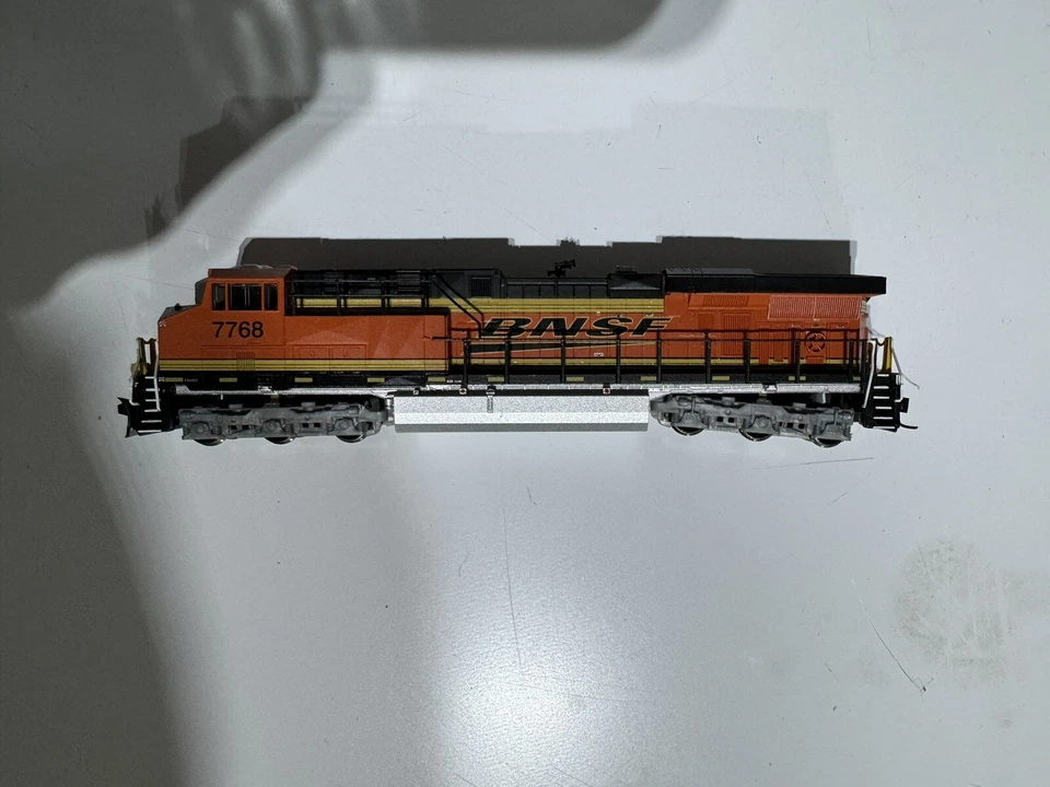 Fox Valley Models FVM N Scale Locomotive ES44C4 BNSF Road No. 7768 With DCC - Image 1 of 4