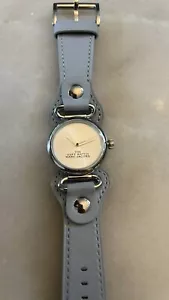 Marc Jacobs The Cuff Quartz Silver Dial Ladies Watch - Picture 1 of 2