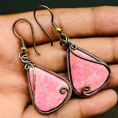 Pendientes artesanales envueltos en alambre de cobre con piedras preciosas de rodonita natural 37x23 mm Foto 1 de 4