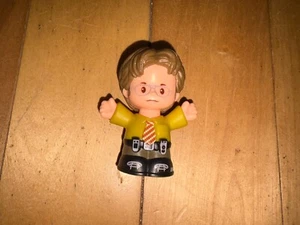 Fisher Price Little People The Office TV Show Dwight Schrute Figure - Picture 1 of 3