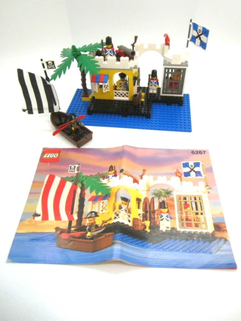 LEGO Pirates: Lagoon Lock-Up (6267)