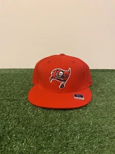 Vintage YTK Reebok Tampa Bay Buccaneers logo all red fitted hat 7 5/8 wool - Picture 1 of 9
