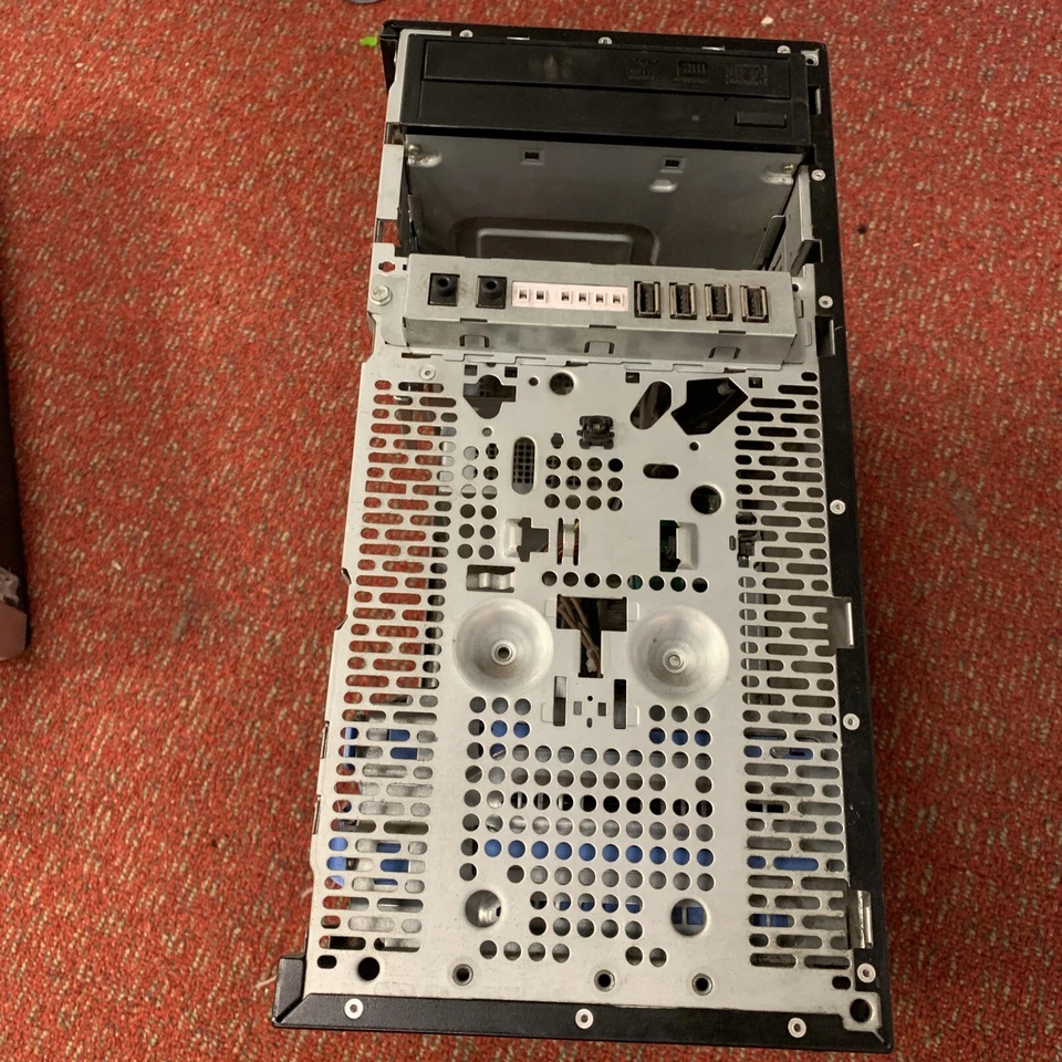 Dell, P/N D09M001 8gb Ram For Parts Or Repair Specs Unkown Missing Face - Image 1 of 4