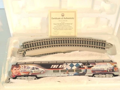 Bachmann Peter Brock 1987 Domecar. New condition By Hawthorn Village series. HO. - Image 1 of 4