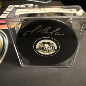 MARIO LEMIEUX PITTSBURGH PENGUINS SIGNED 50 YEAR COMMEMORATIVE PUCK JSA COA - Picture 1 of 2