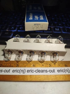 Bulbrite PR4 PR-4 miniature bulbs lamp Flashlight 2.35v .35a box of 10 - Picture 1 of 3