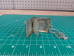 Ciondolo medaglione grande quadro quadrato argento sterling 925 1,5" 37g antico - Foto 1 di 12