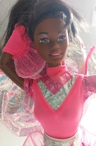 1995 Flying Hero Black Barbie African American AA Mattel very RARE - Picture 1 of 6