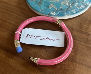 Neu! Betsey Johnson rosa Bleistift Armreif Manschette Armband - Bild 1 von 3