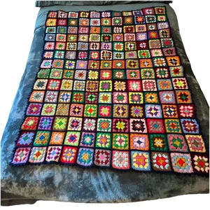 Oma gehäkelte afghanische bunte Schoßdecke Überwurf Handarbeit 44 "X 54" - Bild 1 von 14
