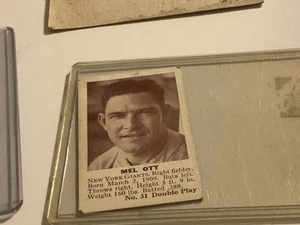 MEL OTT 1941 DOUBLE PLAY #31 - Very Good - Great Looking Card - See Pictures - Picture 1 of 2