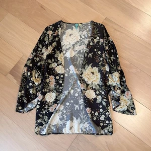 Farm Rio Floral Kimono Bell Sleeve Women’s One Size - Picture 1 of 6
