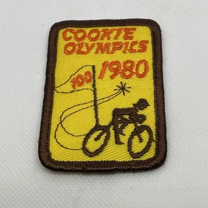 Biscottiera Girl Scout Ralley Olimpiadi 1980 regalo - Foto 1 di 3