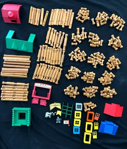 Lincoln Logs Huge Lot of 240 Pcs NICE VARIETY Roofs LONGHORN Gate COWBOY BILL + - Picture 1 of 7