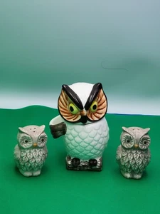 Keramik Eule Salz, Pfeffer, Zucker Set. Better Homes and Gardens Sammlung Neu in OVP - Bild 1 von 8