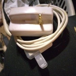 2nd Or 3rd Generation iPod Charge Dock - Picture 1 of 5
