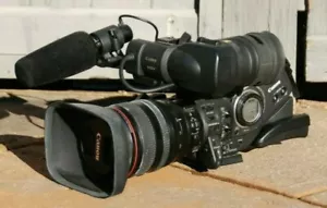 Canon XL-H1 3CCD HD Videokamera mit Zubehör; Amateurbesitz; nur gewartet - Bild 1 von 7