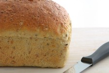 MULTIGRAIN AND SEED BREAD & ROLL MIX 1KG