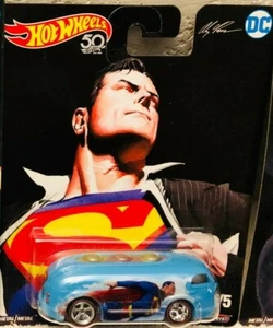 2018 Hot Wheels - Alex Ross Art - DC Comics "SUPERMAN" BUS - MOC - Picture 1 of 2