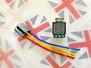 ⭐⭐ 12V Relay 30A Amp 4 pin with Socket Base Wires loom and fuse Included SPST ⭐⭐ - Picture 1 of 5