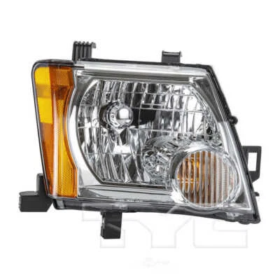 Conjunto de faros para Nissan Xterra TYC 2005-2015 Foto 1 de 4